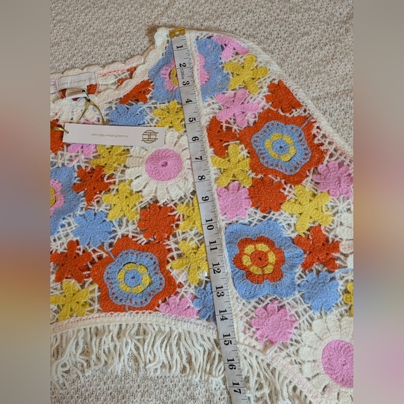 House Of Harlow 1960 Floral Poncho NWT - Picture 9 of 10